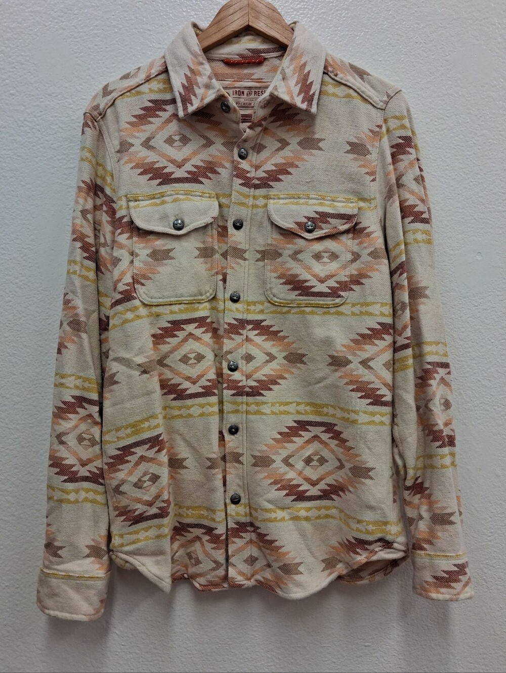 Iron And Resin Sedona Aztec Flannel Button Up Size Medium